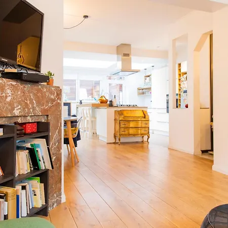 펜션 Maison Spacieuse, Sereine Proche Du Coeur De La Et De La Gare