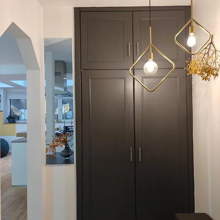 بيت للعطل Maison Spacieuse, Sereine Proche Du Coeur De La Et De La Gare