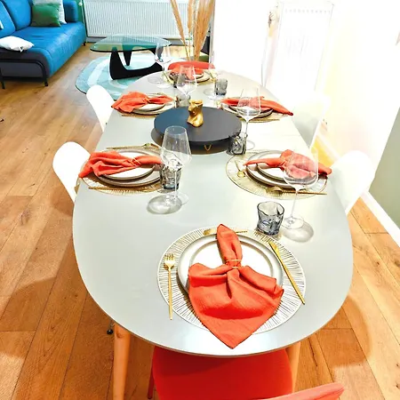 Maison Spacieuse, Sereine Proche Du Coeur De La Et De La Gare 펜션