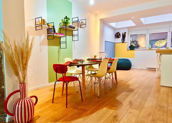 Semesterbostad Maison Spacieuse, Sereine Proche Du Coeur De La Et De La Gare Liège